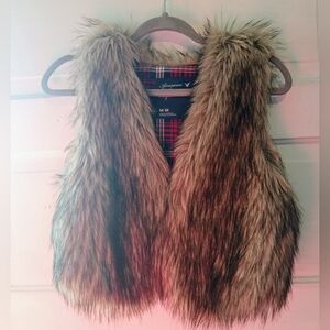 Vtg American Eagle faux fur vest